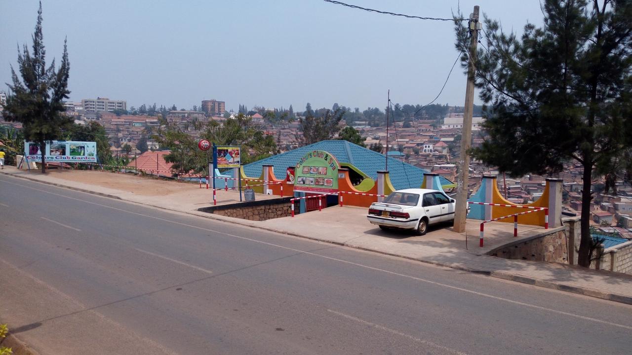 Colours Club And Spa Hotel Kigali Exterior foto